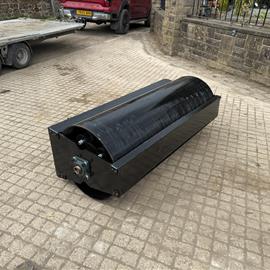 New/Unused GIYI 1.5 Metre Skidsteer Roller Compactor