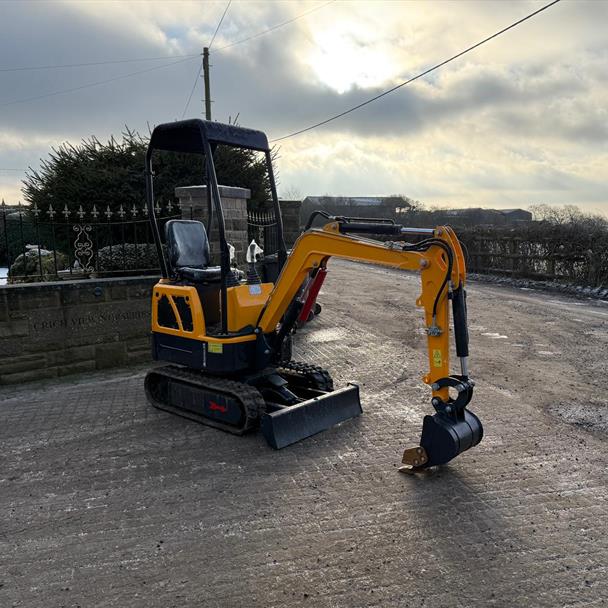 New/Unused LM10 Mini Excavator