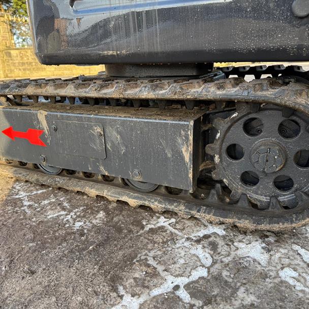New/Unused LM10 Mini Excavator