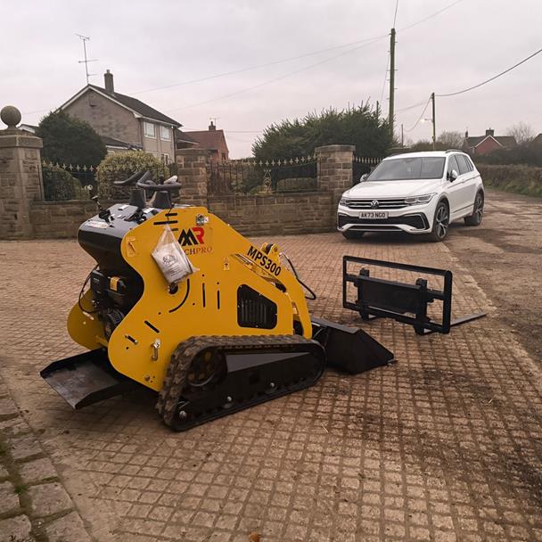 New/Unused 2024 Machpro MPS300 Compact Tracked Skidsteer Loader With Attachments Bundle!