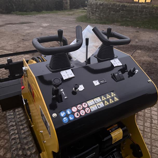 New/Unused 2024 Machpro MPS300 Compact Tracked Skidsteer Loader With Attachments Bundle!