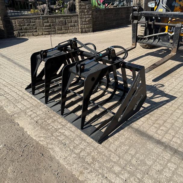 New/Unused 2025 Captok 72" Hydraulic Muck Grab Bucket