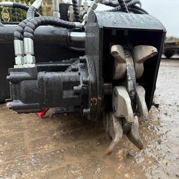 New/Unused 2024 GIYI Hydraulic Stump Grinder