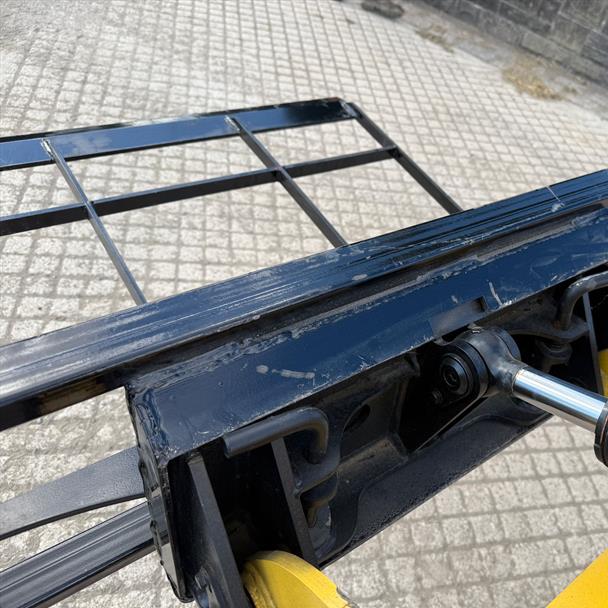 New/Unused 2025 GIYI Mini Skidsteer Land Leveller Menage Rake