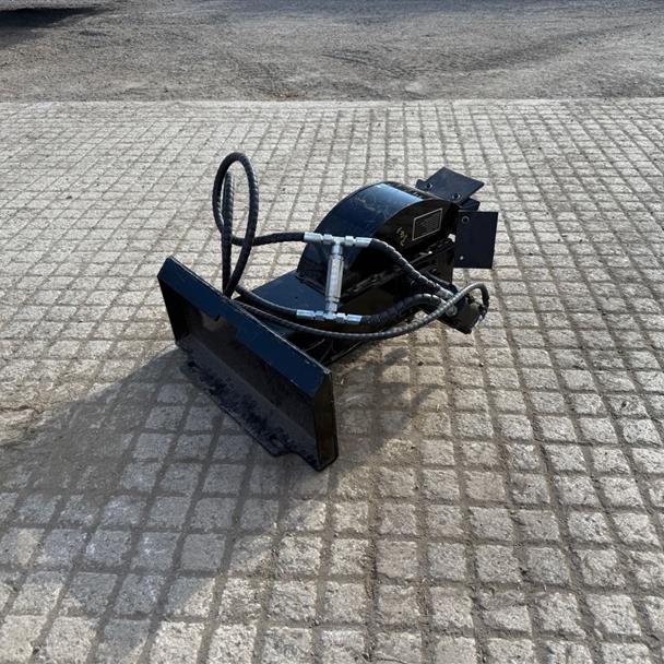New/Unused 2025 GIYI Mini Skidsteer Stump Grinder
