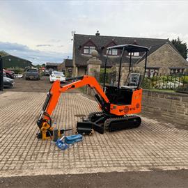 New/Unused 2024 JPC KV12  Mini Excavator With Unused Hydraulic Rock Breaker