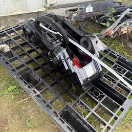 New/Unused Caterpillar Dual Lock Hydraulic Quick Hitch