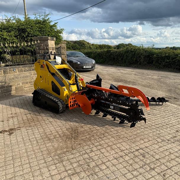 New/Unused 2025 GIYI GY-X39F 39" Mini Skidsteer Trencher