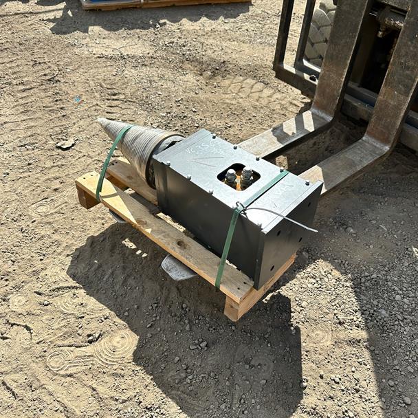 New/Unused 2024 Haner HKS120 Log/Stump Splitter