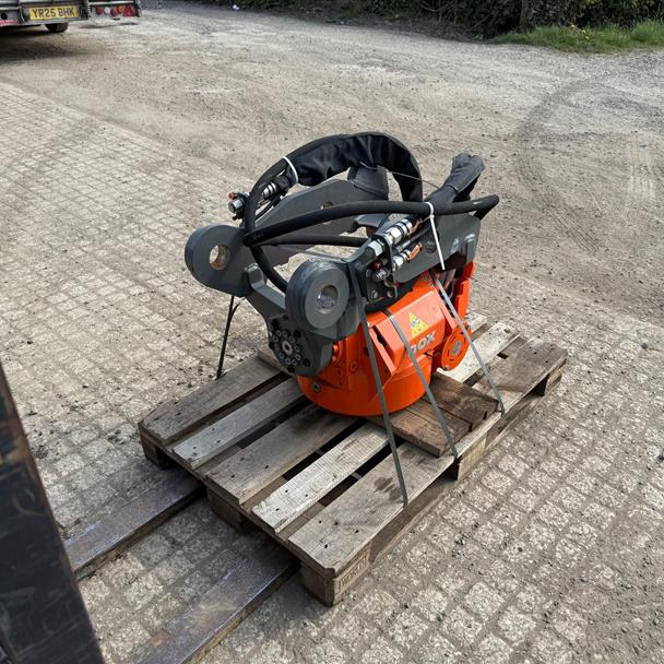 New/Unused Kinshofer Nox Tr14 Hydraulic Tiltrotator