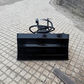 New/Unused 2024 Miva 36" Hydraulic Tilting Bucket