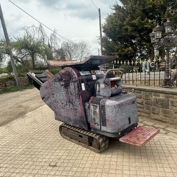 Red Rhino 4000 Diesel Compact Mini Tracked Crusher