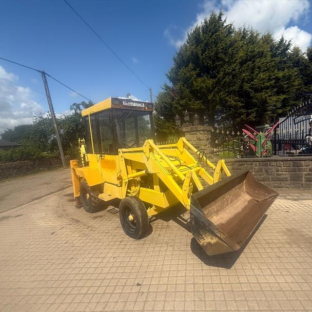 Thwaites Alldig Wheeled Front Loader Backhoe