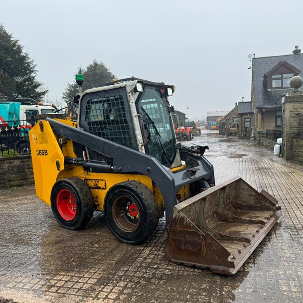 2016 Liugong 365B Wheeled Skidsteer Loader
