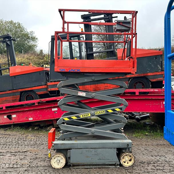 Skyjack SJIII-3291 Electric Scissor Lift