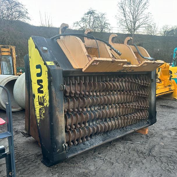 2013 Remu EE4220HB Hydraulic Screening Bucket