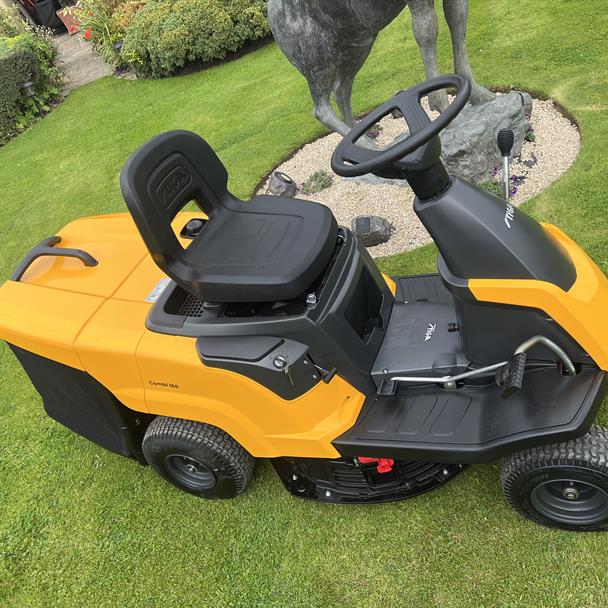 Stiga combi ride on mower best sale