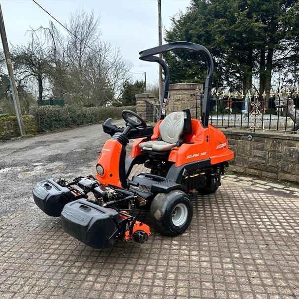 2017 Jacobsen Eclipse 322 3WD Hybrid 3 Gang Cylinder Mower With Grass Boxes