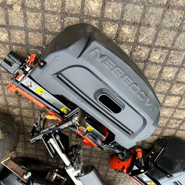 2017 Jacobsen Eclipse 322 3WD Hybrid 3 Gang Cylinder Mower With Grass Boxes