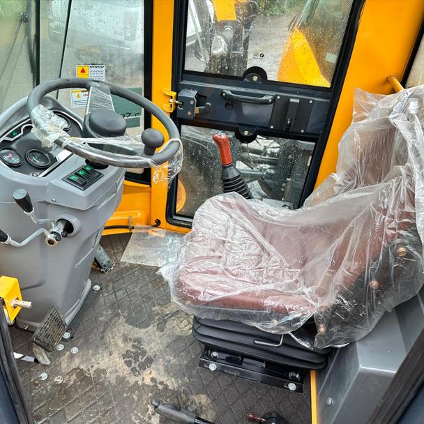 New/Unused Blanche TW36 Loading Shovel