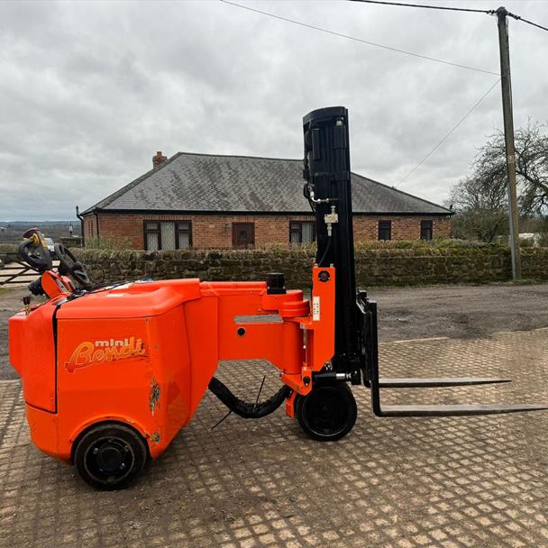 2018 Bendi Aisle Master Mini Forklift Truck