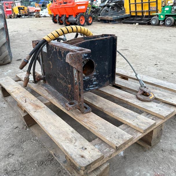 Avant Hydraulic Winch