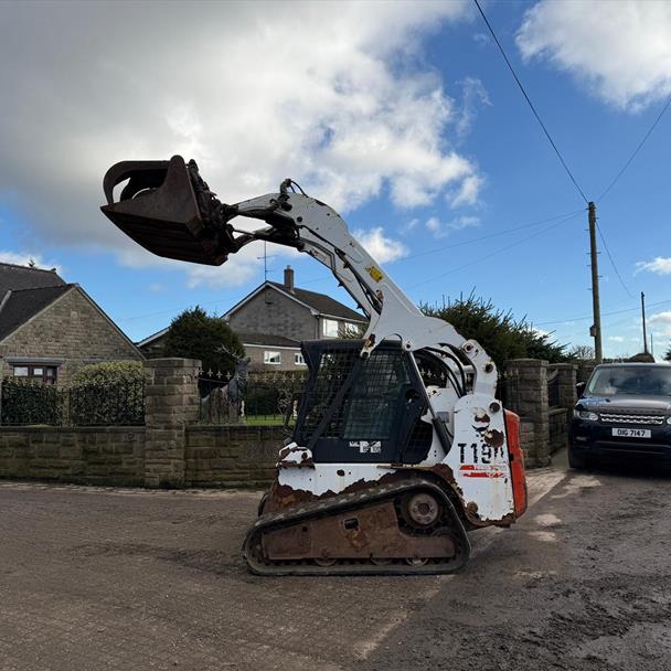 Bobcat T190 Turbo Tracked Skidsteer Loader With Muck Grab