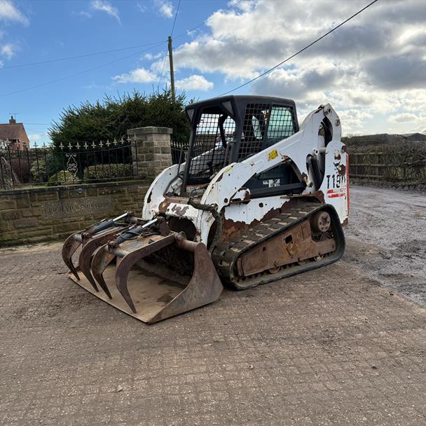Bobcat T190 Turbo Tracked Skidsteer Loader With Muck Grab
