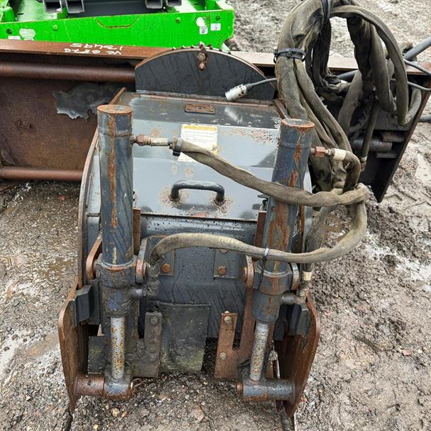 Bobcat 18 Hydraulic Tarmac Patch Planer