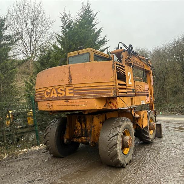 Case Poclain 688B Wheeled Excavator Rubber Duck With Blade