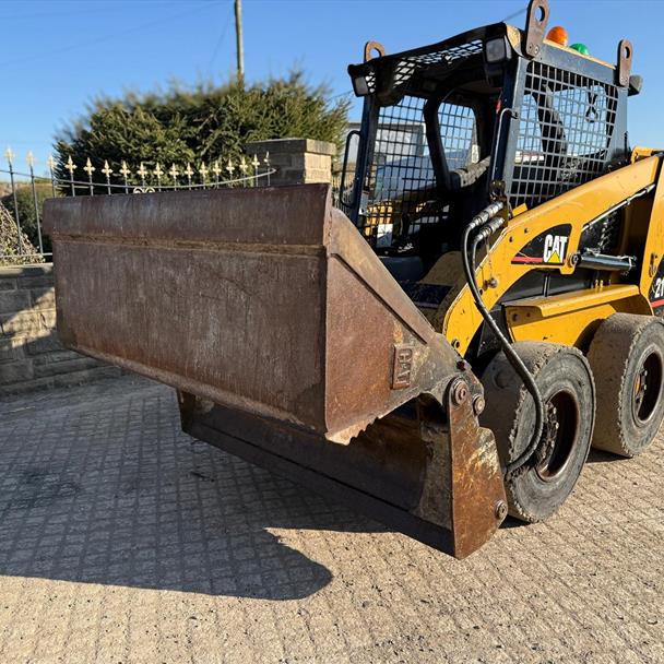 Caterpillar 5FT Hydraulic 3 In 1 Bucket