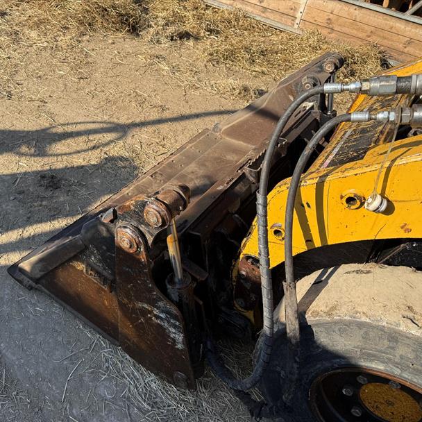 Caterpillar 5FT Hydraulic 3 In 1 Bucket