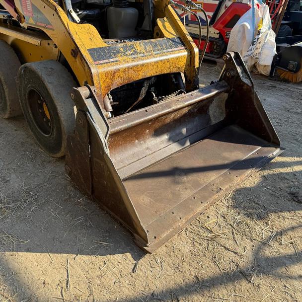 Caterpillar 5FT Hydraulic 3 In 1 Bucket