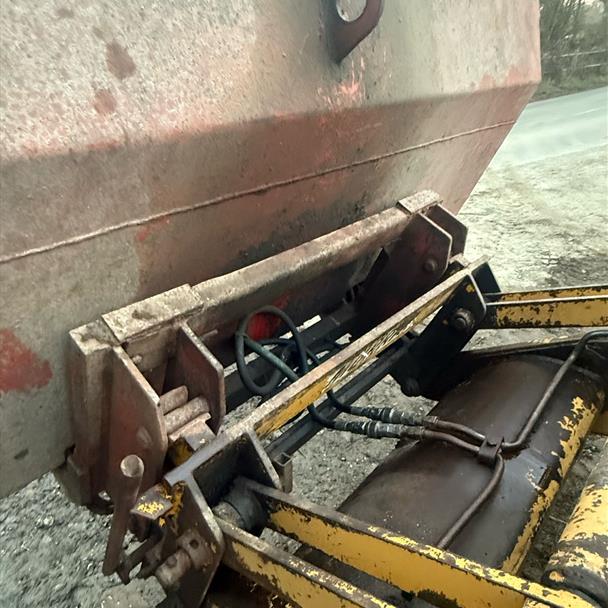 Ford 655C 4WD Loading Shovel Tractor With High Tip Bucket