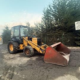 Ford 655C 4WD Loading Shovel Tractor With High Tip Bucket
