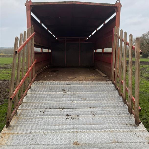 Marshall 22FT Tandem Axle Flatbed Bale/Cattle Trailer