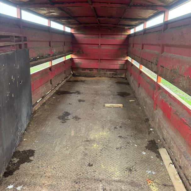 Marshall 22FT Tandem Axle Flatbed Bale/Cattle Trailer