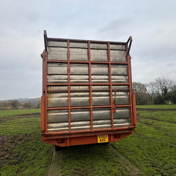 Marshall 22FT Tandem Axle Flatbed Bale/Cattle Trailer