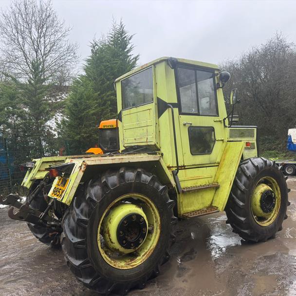 Mercedes MB-TRAC 800 4WD Tractor