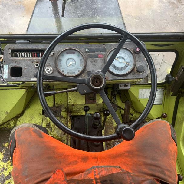 Mercedes MB-TRAC 800 4WD Tractor