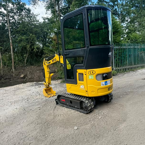 New/Unused 2024 Machpro MP15 Mini Excavator With Manual Thumb Grab