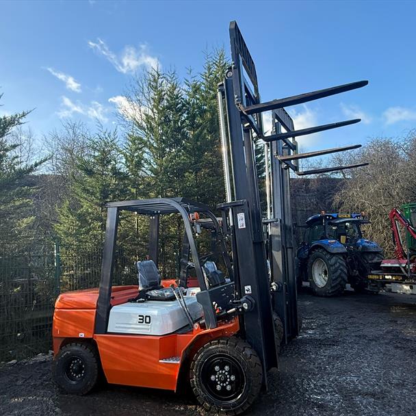 New/Unused Machpro MP-L30 3 Ton Diesel Forklift