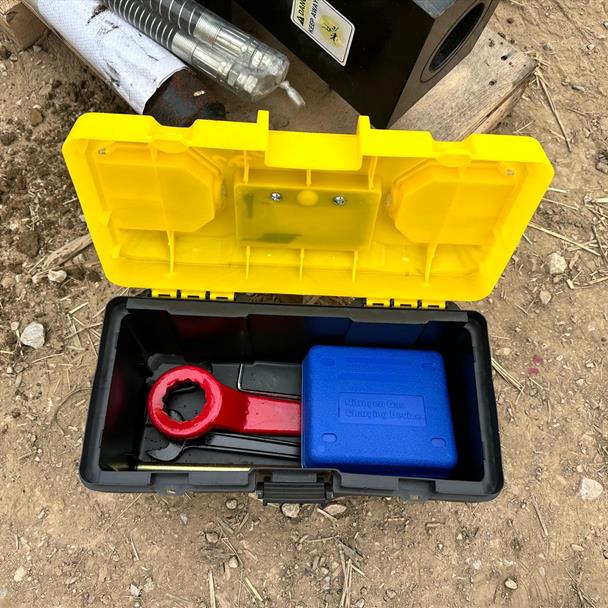 New/Unused Hardlife SB40 Hydraulic Rock Breaker