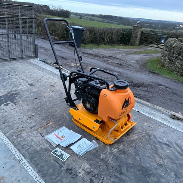 New/Unused Machpro CPT-300 Compaction Plate With Water Tank