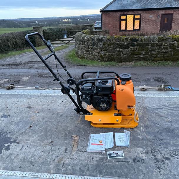 New/Unused Machpro CPT-300 Compaction Plate With Water Tank