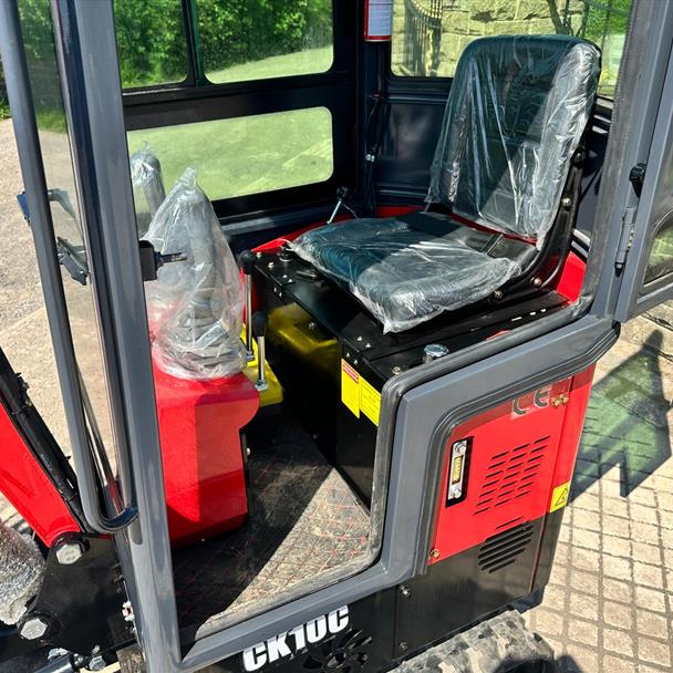 New/Unused 2024 Captor CK10C Mini Excavator With Manual Thumb Grab