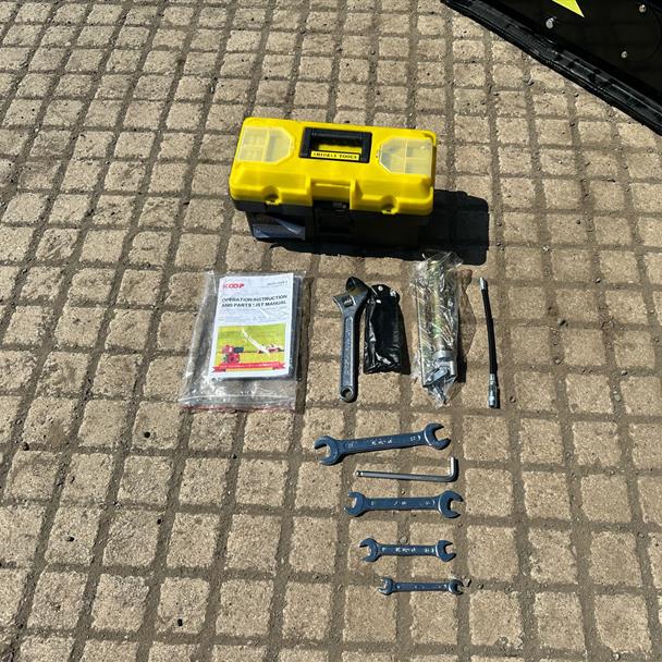 New/Unused 2024 Captor CK10C Mini Excavator With Manual Thumb Grab