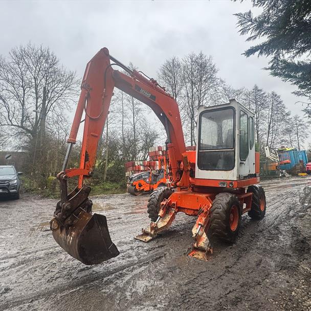 Schaeff HML20 Wheeled Excavator