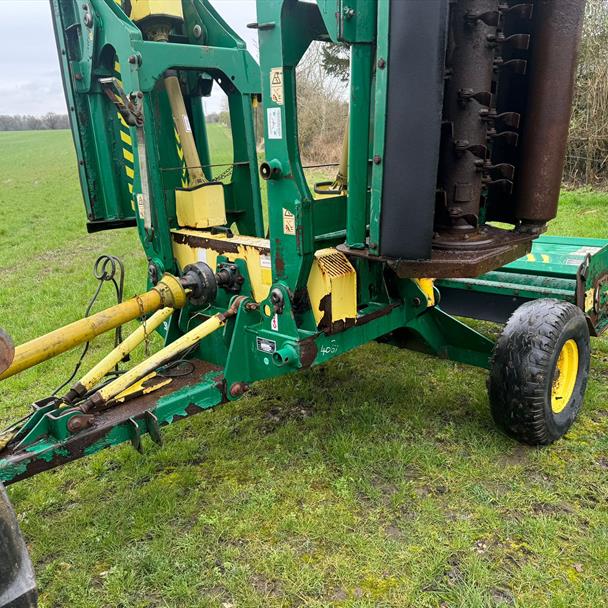 Spearhead Trident 4000 3 Gang Towbehind Flail Mower