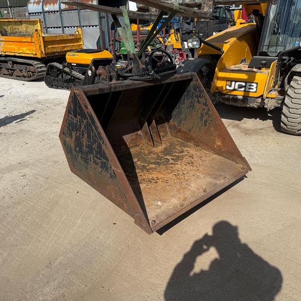 Strimech High Tip Teletruk Bucket
